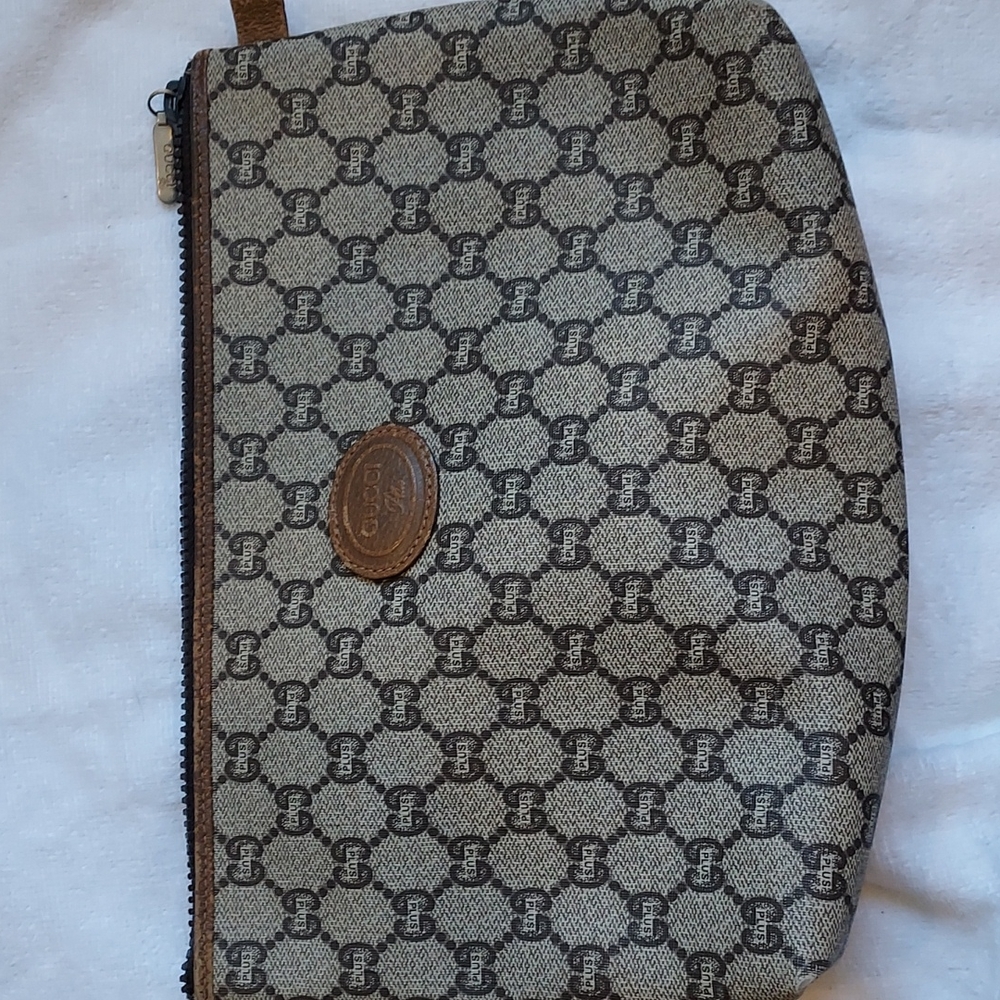 Gucci clutch
